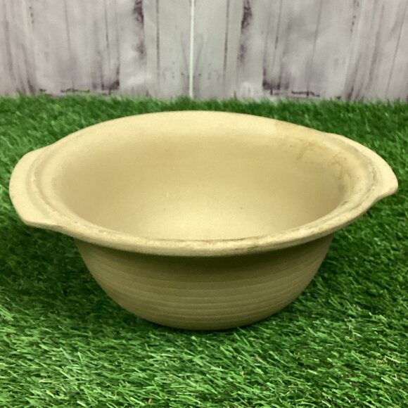 The Pampered Chef Stoneware Baking Bowl - Picture 1 of 12